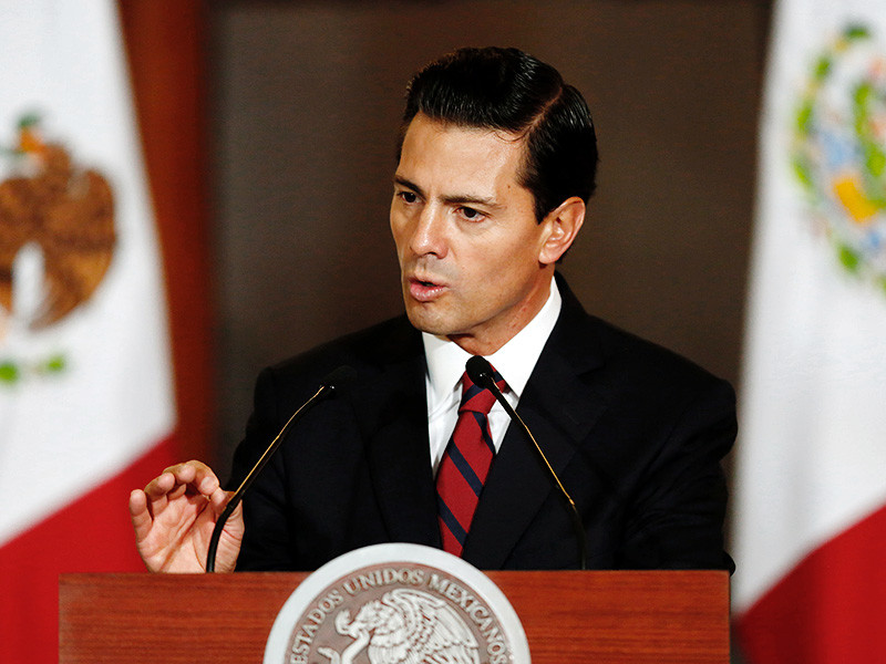 Президент Мексики Энрике Пенья Ньето накануне вечером вновь заявил, что его страна не намерена платить за строительство стены на границе с США