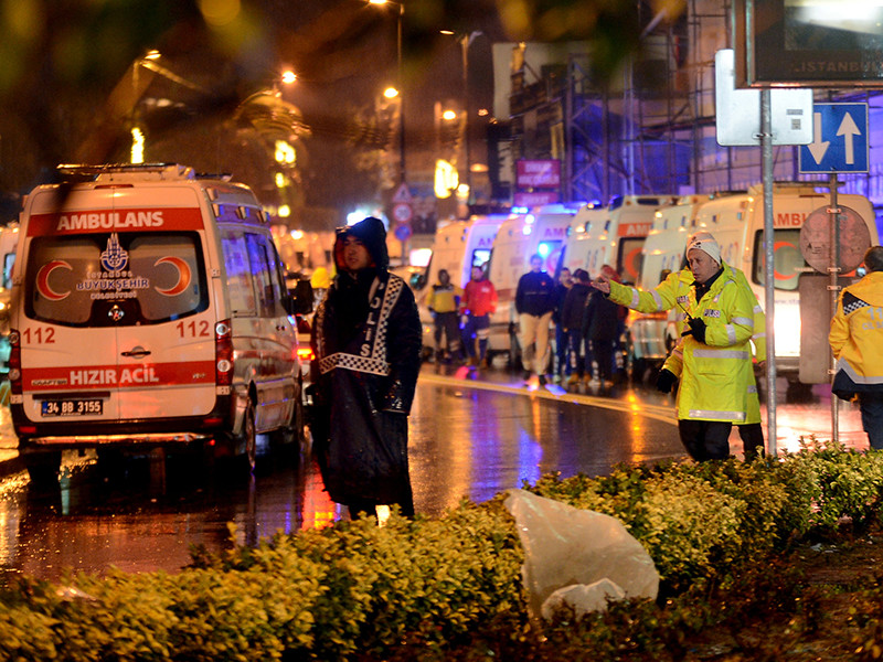 Минимум 39 человек погибли и около 40 получили ранения в результате нападения на ночной клуб Reina в Стамбуле