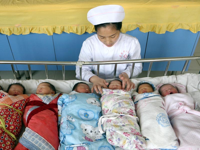 Китай в 2016 году поставил рекорд рождаемости
