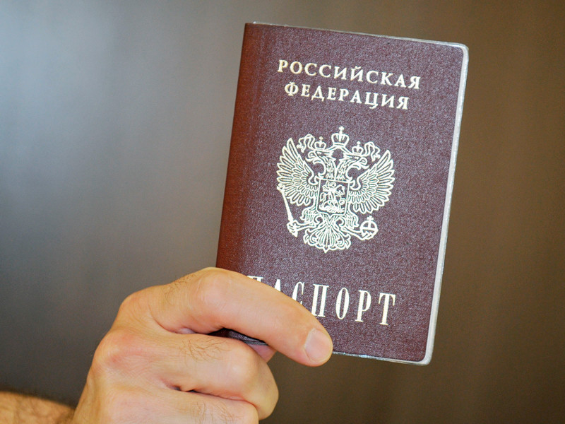 Мужчину не взяли на работу в финский МИД, когда узнали, что второй его паспорт - российский