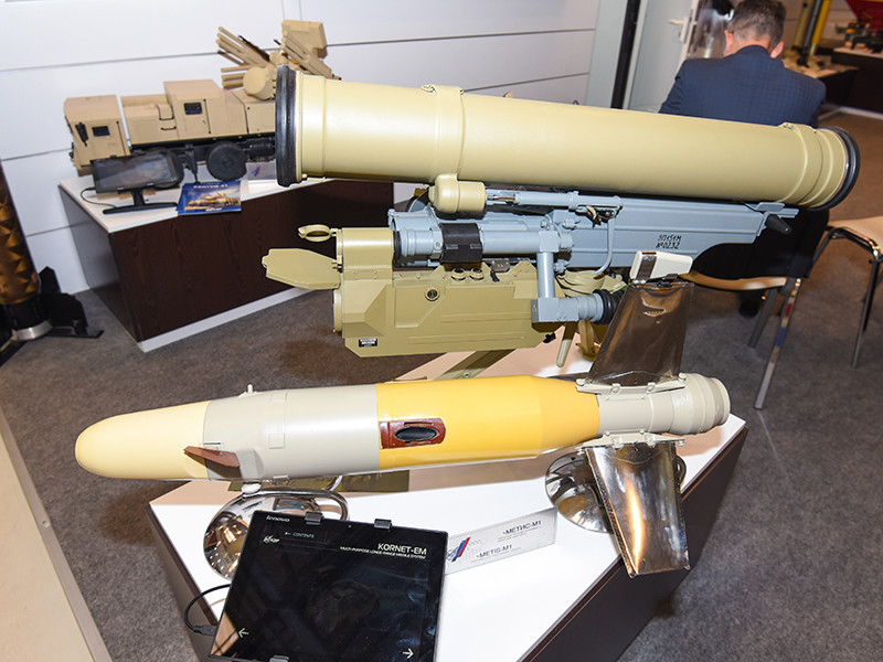 "Рособоронэкспорт" в ходе выставки IDEX-2017, проходящей в Абу-Даби (ОАЭ), подписал контракт на поставку противотанковых ракет на сумму более 700 миллионов долларов, но страна-заказчик пожелала не раскрывать себя