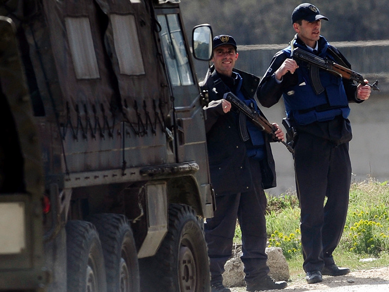 Косово не имеет права на формирование собственных вооруженных сил, так как это было бы нелегально, заявил первый вице-премьер и министр иностранных дел Сербии Ивица Дачич