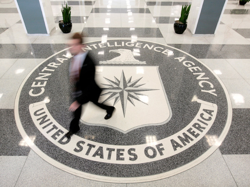 В ЦРУ отказались комментировать дело обвиняемых в сотрудничестве с США сотрудников ФСБ