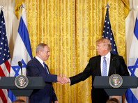 Президент США Дональд Трамп впервые после своего избрания встретился в Белом доме с премьер-министром Израиля Беньямином Нетаньяху. На совместной пресс-конференции американский лидер заявил, что палестинцам необходимо избавиться от ненависти к Израилю