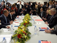 Министр иностранных дел РФ Сергей Лавров во время переговоров в рамках встречи глав МИД "Большой двадцатки" (G20)