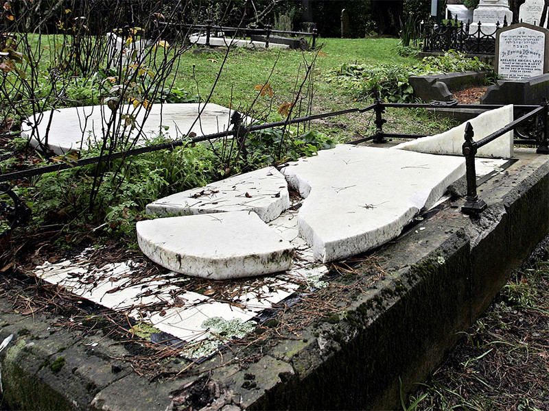 В Филадельфии неизвестные устроили погром на еврейском кладбище