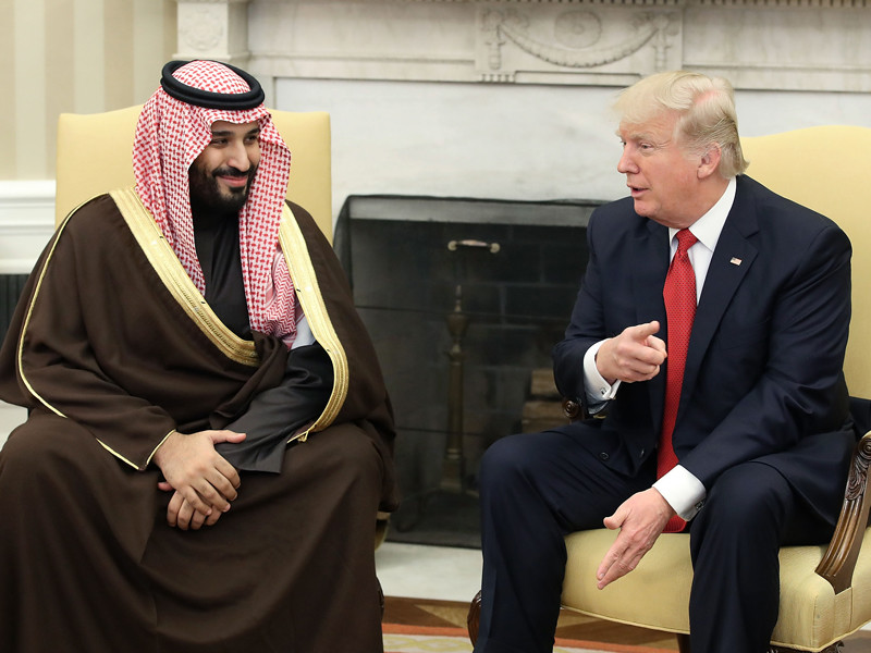 Принц Саудовской Аравии назвал Трампа "истинным другом мусульман" и похвалил его иммиграционный указ