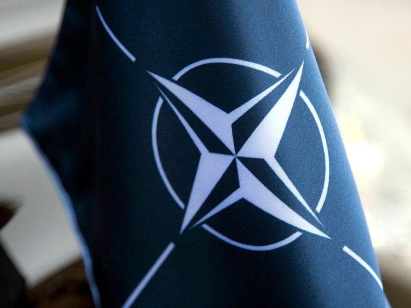 Центр стратегических коммуникаций НАТО Stratcom опубликовал новое исследование "Stratcom смеется. В поисках аналитической основы", в котором альянс изучил "инструменты политической стратегической коммуникации" в России