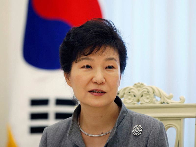 Власти КНДР назвали окончательное отстранение от власти президента Республики Корея Пак Кын Хе "победой исторической справедливости", передает ТАСС

