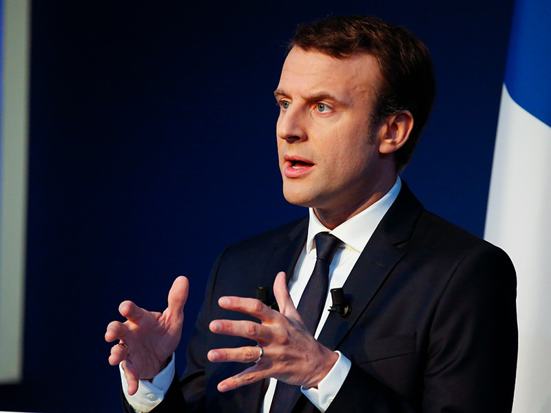 Во Франции кандидата в президенты Макрона поддержали многие политики правящей Соцпартии