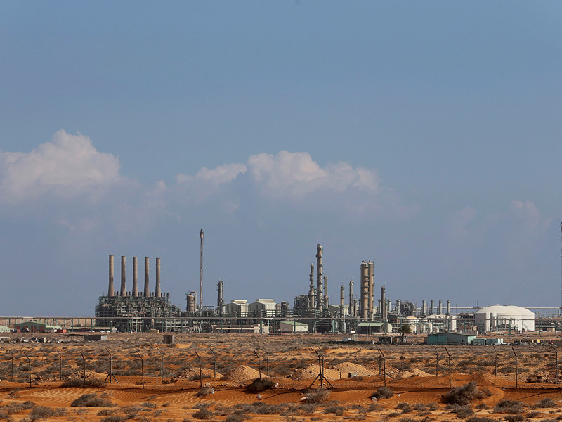 Ливийская национальная армия под командованием поддерживаемого Москвой фельдмаршала Халифы Хафтара начала во вторник, 14 марта, операцию по освобождению захваченного боевиками нефтяного порта Рас-Лануф