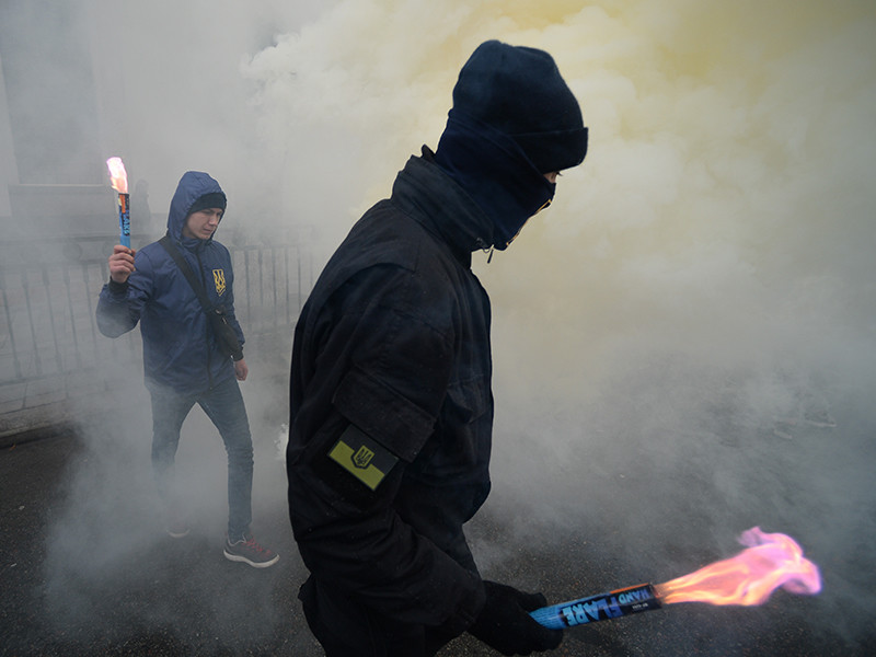 Сторонники блокады Донбасса устроили беспорядки на Волыни и в Виннице
