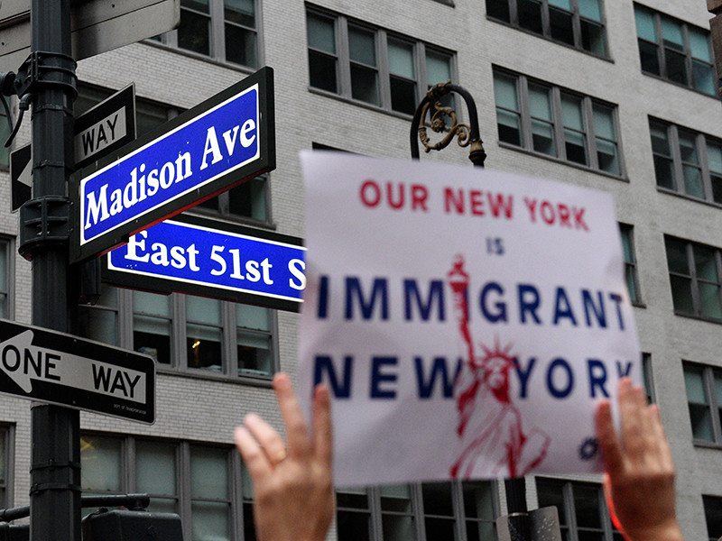Двенадцать городов США получат новых иммиграционных судей, чтобы ускорить депортации

