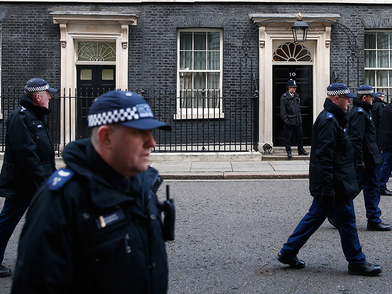 Двух россиян задержали в Лондоне по делу о кибератаках на британские банки
