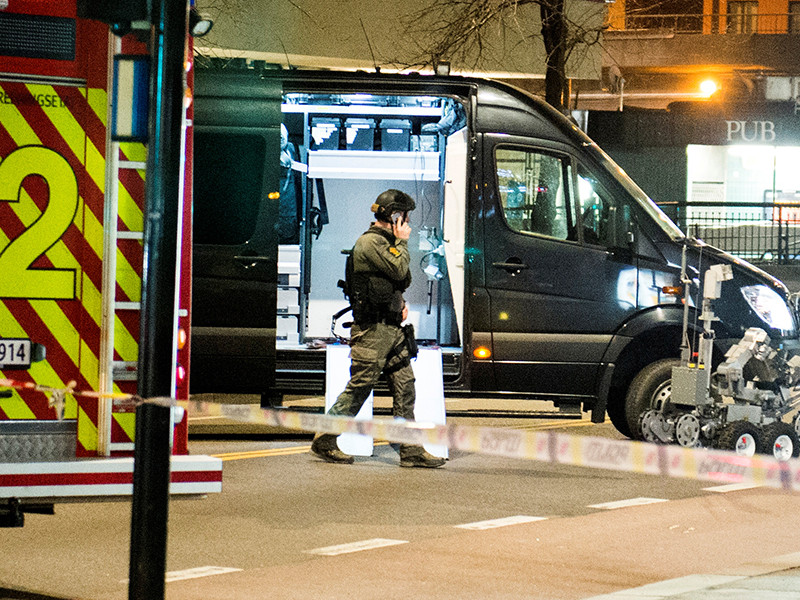 Полиция подорвала похожий на бомбу предмет в центре Осло
