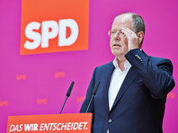 Штайнбрюк работал министром финансов, в 2013 году претендовал на пост канцлера, выдвинувшись от Социал-демократической партии Германии