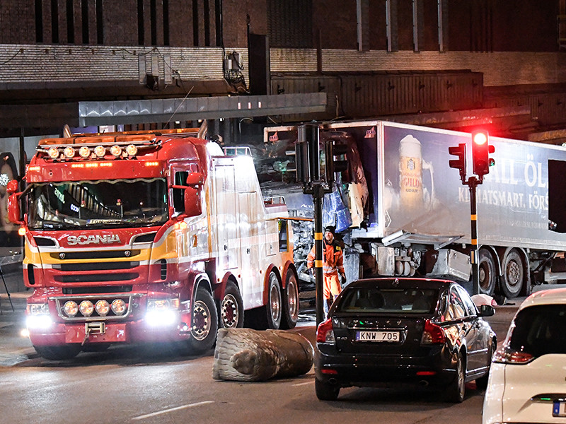 Шведская полиция задержала второго подозреваемого по делу о теракте в Стокгольме
