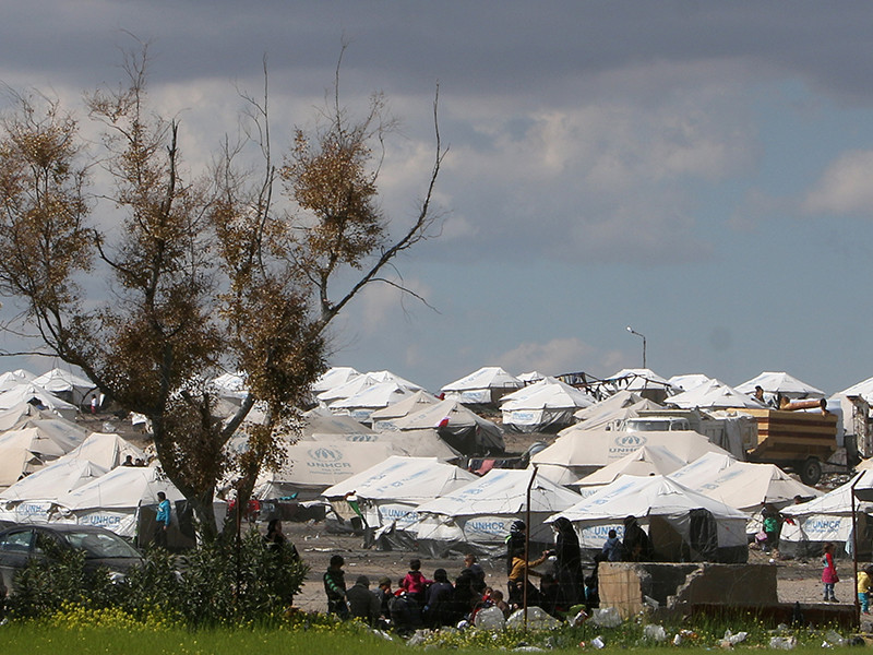 Взрыв прогремел в лагере сирийских беженцев, которым удалось вырваться из захваченной террористами Ракки
