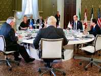 Вопрос Тиллерсона был задан им на встрече министров иностранных дел G7 в Лукке (Италия) 11 апреля. Глава Госдепа попросил объяснить, "почему американских налогоплательщиков должен заботить конфликт на Украине", рассказал министр иностранных дел Франции Жан-Марк Эро
