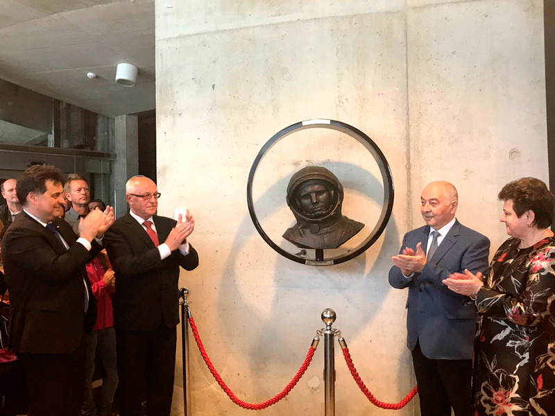 В Словении ко Дню космонавтики открыли памятник Юрию Гагарину
