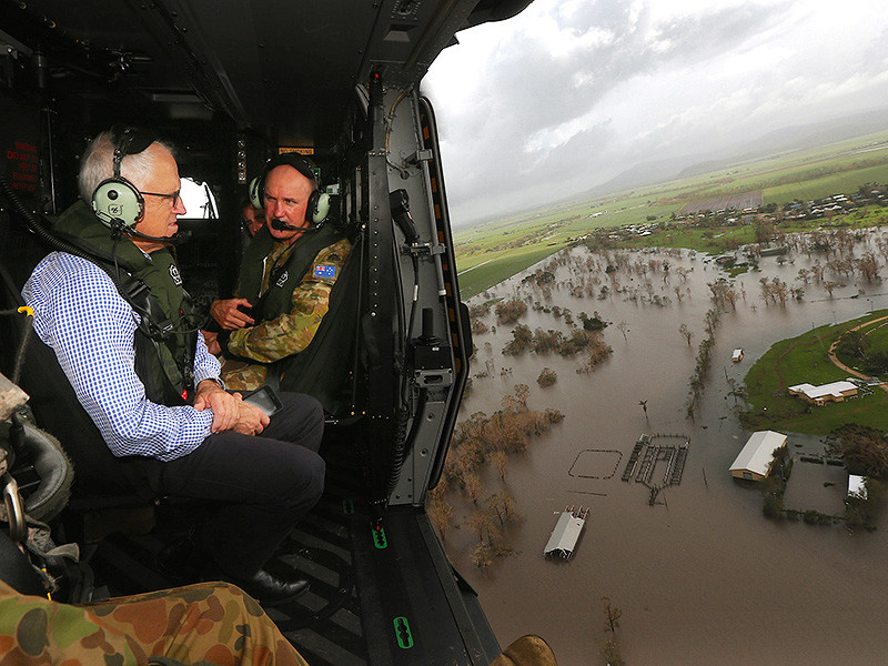 Премьер-министр Австралии Малколм Тернбулл 3 апреля побывал в штатах, наиболее пострадавших от циклона Дебби, признанного самым разрушительным за последние сорок лет
