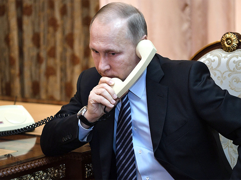 Путин обсудил ситуацию в Донбассе с лидерами стран "нормандской четверки"
