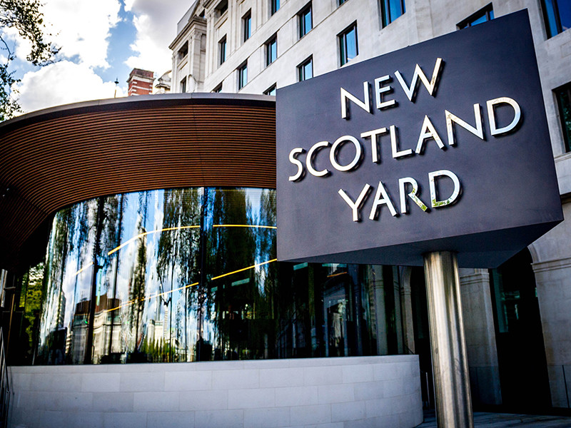 В ходе контртеррористической операции на северо-западе Лондона правоохранительные органы задержали четырех человек, подозреваемых в подготовке теракта и подстрекательстве к совершению теракта. В числе задержанных - 20-летние мужчина и женщина, 16-летний подросток и 43-летняя женщина