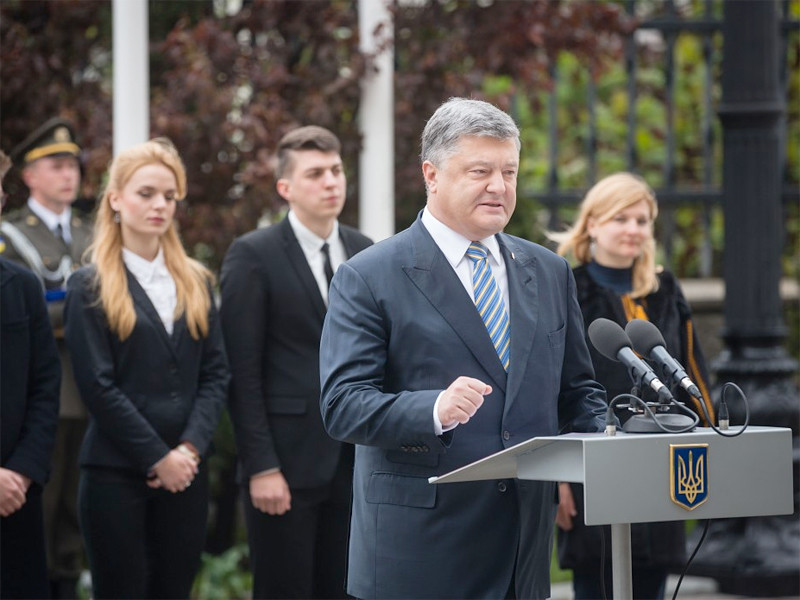 Президент Украины Петр Порошенко, выступая на пресс-конференции в Киеве, подверг критике ход расследования по делу об убийстве журналиста Павла Шеремета