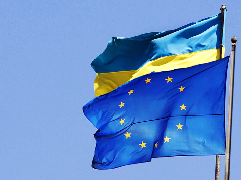 Совет ЕС одобрил введение безвизового режима для граждан Украины

