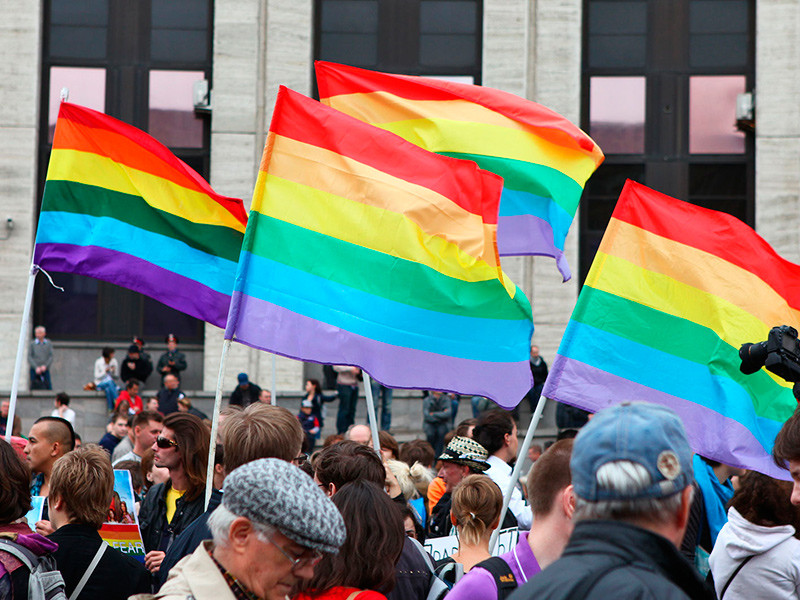 ЕС осудил дискриминацию и насилие в отношении ЛГБТ