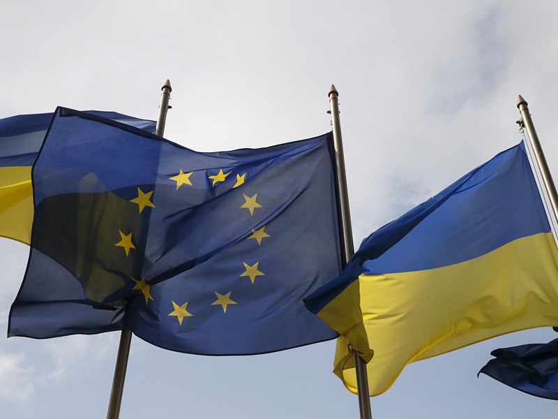 Руководство Европейского союза в ближайшие дни объявит об упрощении визового режима с Украиной