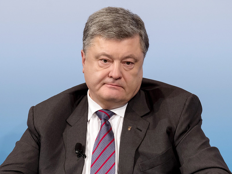 Президент Украины Петр Порошенко заявил, что получение безвизового режима с Евросоюзом - это окончательный отход от России и возвращение в Европу