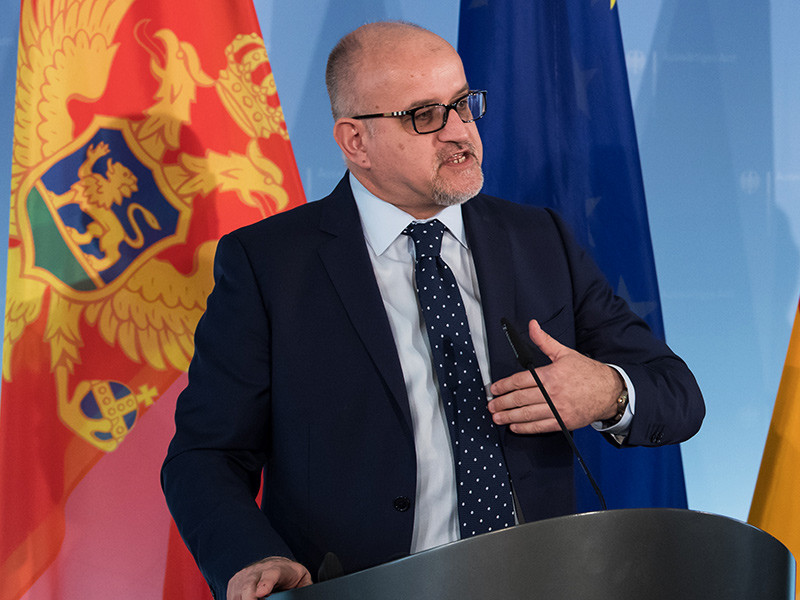 Министр иностранных дел Черногории Срджан Дарманович заявил, что Россия серьезно вмешалась во внутренние дела республики, пытаясь помешать намерению ее властей вступить в НАТО