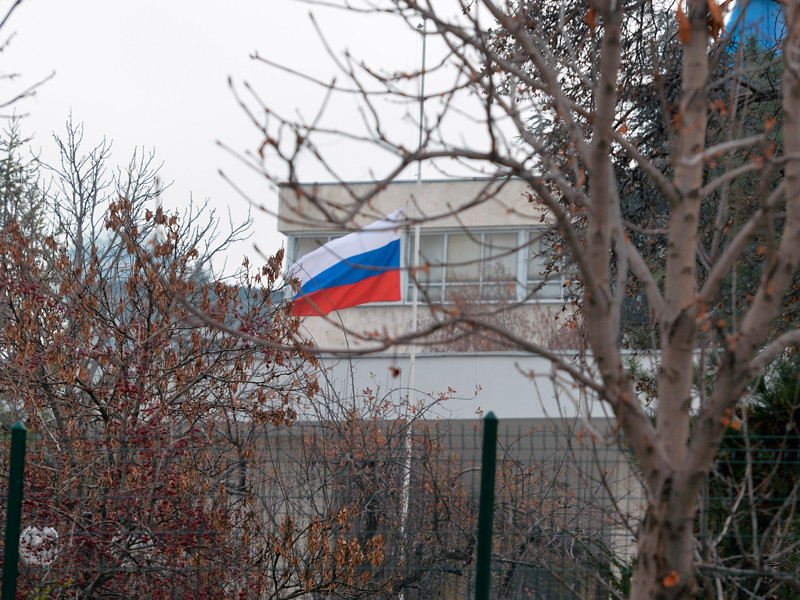 Посольство России в Турции начала проверку рассказа россиянки о том, что ее насильно удерживают в пустыне с ребенком

