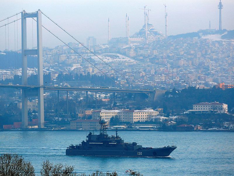 Турецкая разведка получила информацию о готовящемся нападении террористов на российские военные корабли, которые проходят через пролив Босфор
