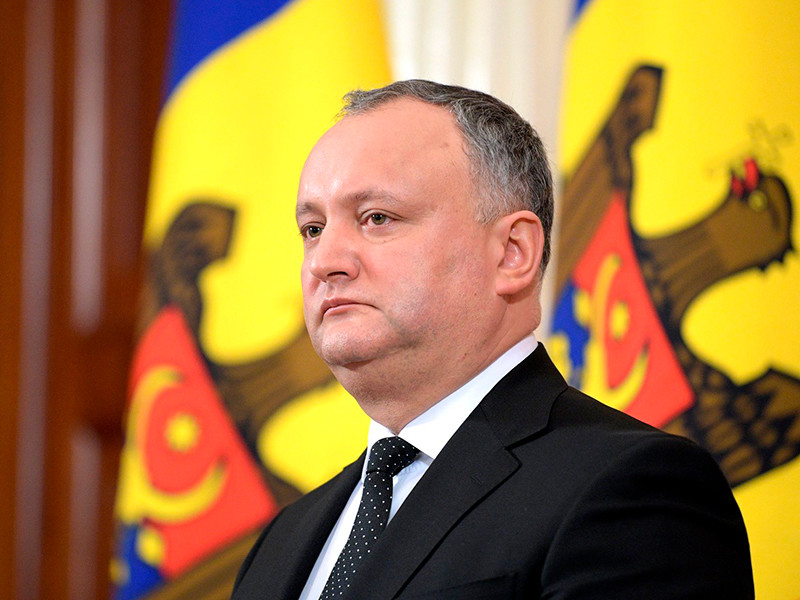 Президент Молдавии Игорь Додон пообещал дать отпор тем, кто хочет отобрать День Победы