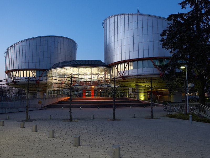 Европейский суд по правам человека (ЕСПЧ) официально подтвердил принятие правовой позиции Украины по первому иску против России, в котором Киев обвиняет Москву в нарушении прав человека в Крыму в 2014 году