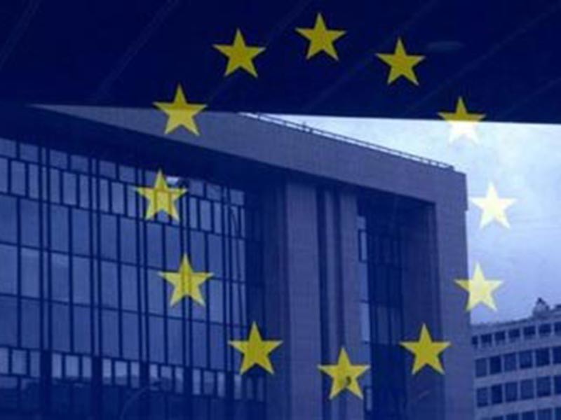 В ЕС призвали США координировать с Брюсселем новые санкции в отношении РФ

