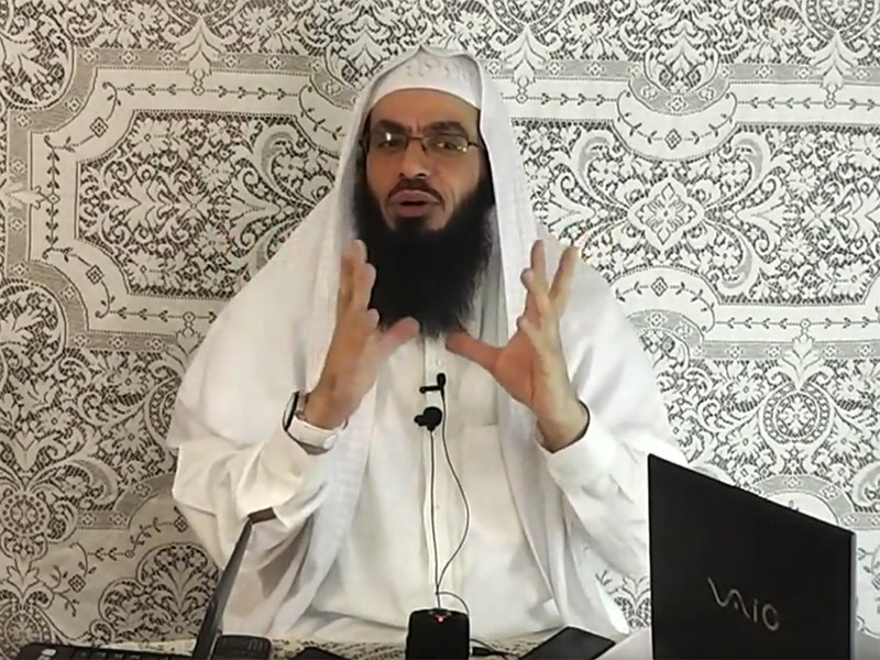 Проживающий в американском городе Дирборн (штат Мичиган) радикальный исламский проповедник Ахмад Муса Джибриль покинул свой дом после того, как стало известно, что, возможно, под его влиянием один из подозреваемых в совершении теракт в Лондоне решился на нападение