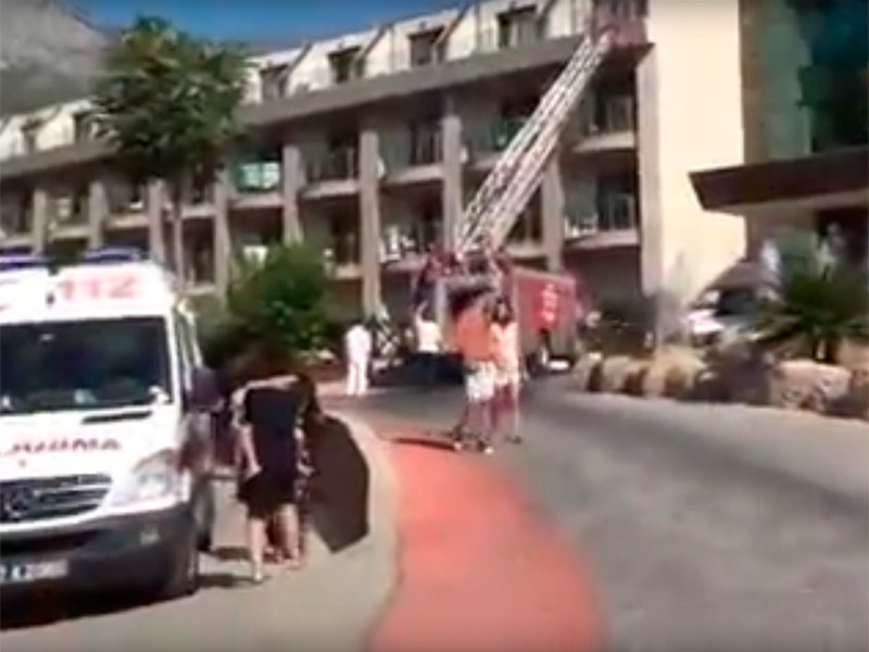 При пожаре в пятизвездочном отеле в Турции пострадали туристы из России