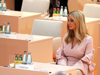 Дочь президента США Дональда Трампа Иванка заменила его за столом "двадцатки", когда он в субботу ушел на двусторонние встречи