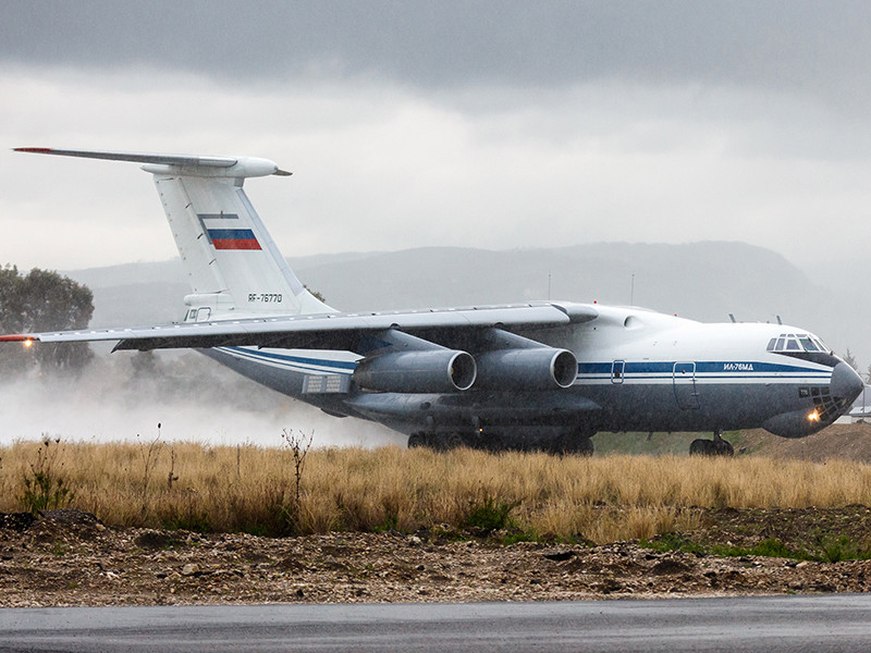 По данным Yle, чиновники прилетели на транспортном самолет ИЛ-76 российских ВВС