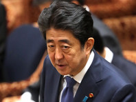 Премьер Японии призвал Россию и Китай усилить давление на Северную Корею