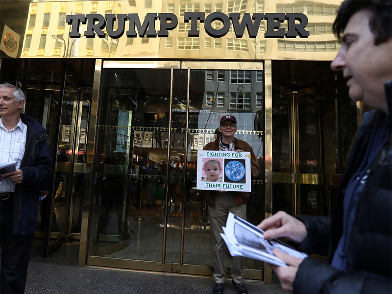 NYT: юрист из России, обещавшая компромат на Клинтон, незадолго до выборов посещала Trump Tower
