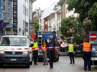 В Швейцарии мужчина с бензопилой напал на прохожих