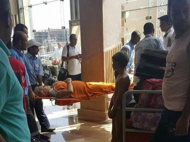 Посетителей отеля на египетском курорте Хургада атаковал пособник "Исламского государства"*. Он зарезал двух немок и ранил еще нескольких человек, среди которых гражданка России

