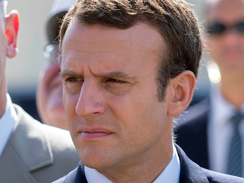 Рейтинг доверия Макрону среди французов за месяц рухнул на 10 процентов
