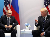 Несмотря на то, что президент США Дональд Трамп во время первой встречи со своим российским коллегой Владимиром Путиным поверил ему о том, что Москва не вмешивалась в американские президентские выборы 2016 года, в Вашингтоне по-прежнему склонны верить в другую версию событий