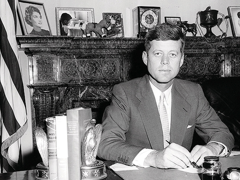 Национальный архив США рассекретил архив документов, связанных с убийством Джона Кеннеди, включая показания агента КГБ