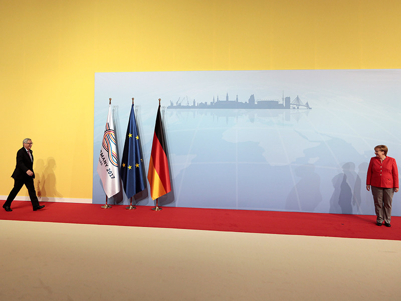 В Гамбурге утром в пятницу стартовал 12-й саммит G20, который пройдет в Германии 7-8 июля. Мероприятие началось с церемонии официальной встречи канцлером Германии Ангелой Меркель глав делегаций государств - участников "группы двадцати"
